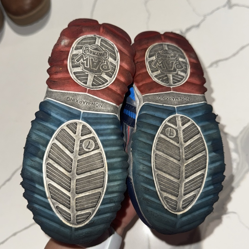 Boys Toddler Paw Patrol Light Up Sneakers 7 - Picture 2 of 2